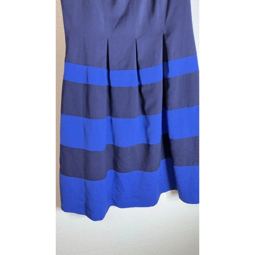 Nine West Fit and Flare Dress Sleeveless Navy and Blue Colorblock Stripes Size 2